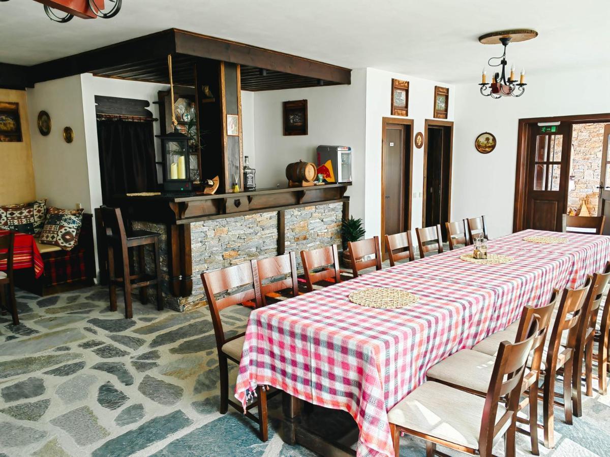 Rimovata Kashta Guest House Leshten Esterno foto