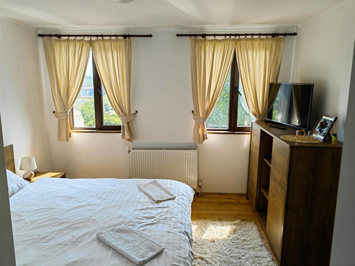Rimovata Kashta Guest House Leshten Esterno foto