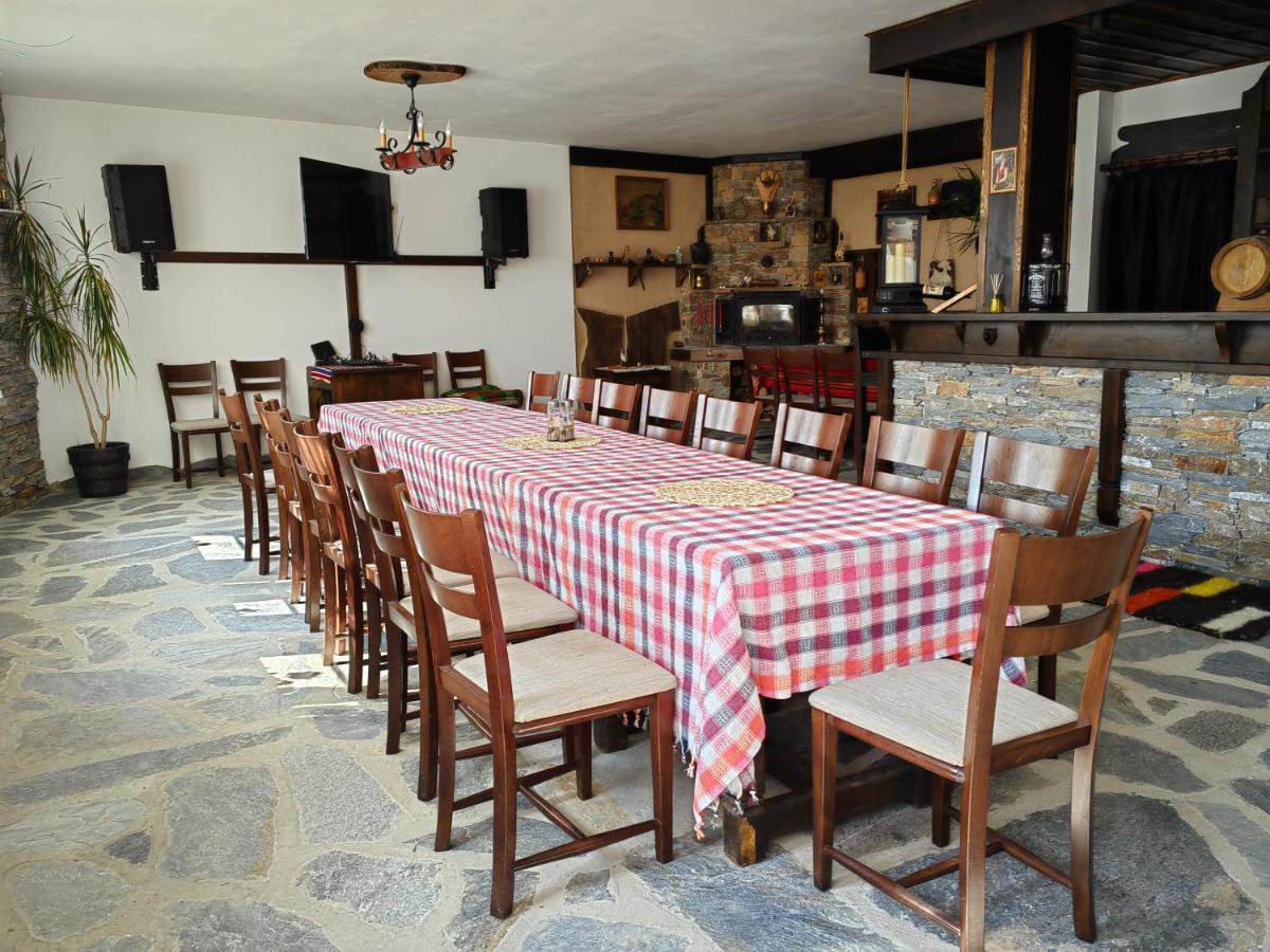 Rimovata Kashta Guest House Leshten Esterno foto